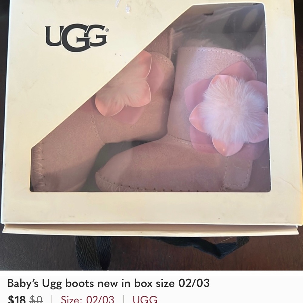 COPY - NEW UGG baby BOOTS SIZE 02/03